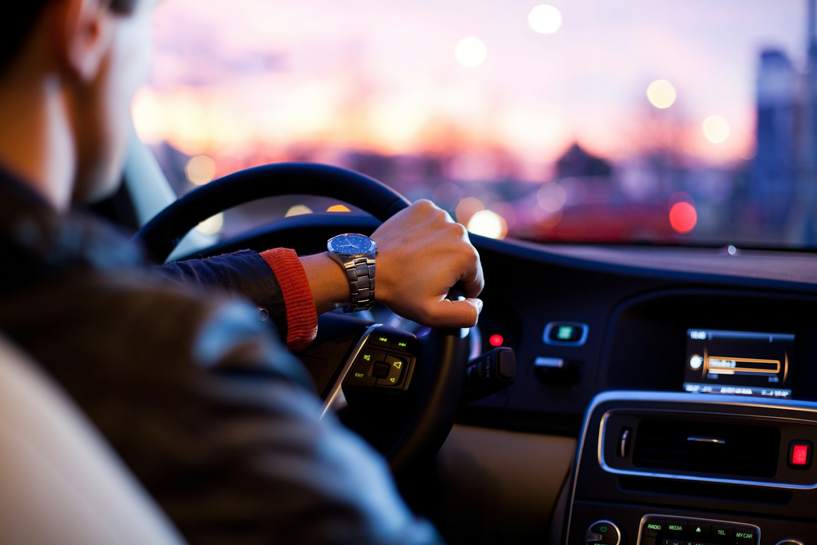 Illustrative photo: behind the wheel on the open road